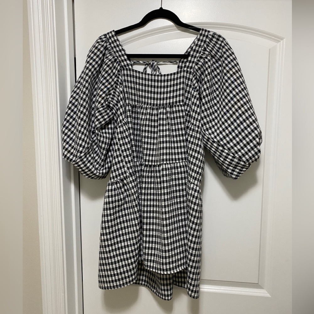 SNDY’S black and white puff sleeve dress - Picture 4 of 5